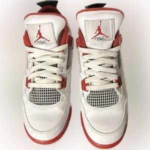 Jordan 4 Retro PRE OWNED